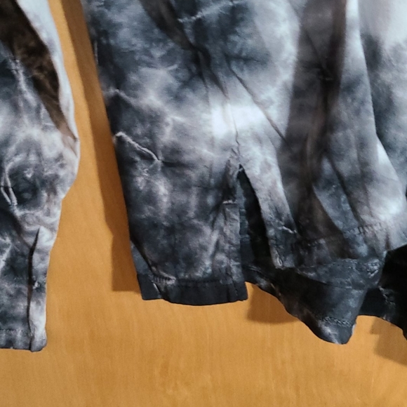 Electric &Rose Slit PulloverTop Thunder/Onyx - NWT - Picture 7 of 7